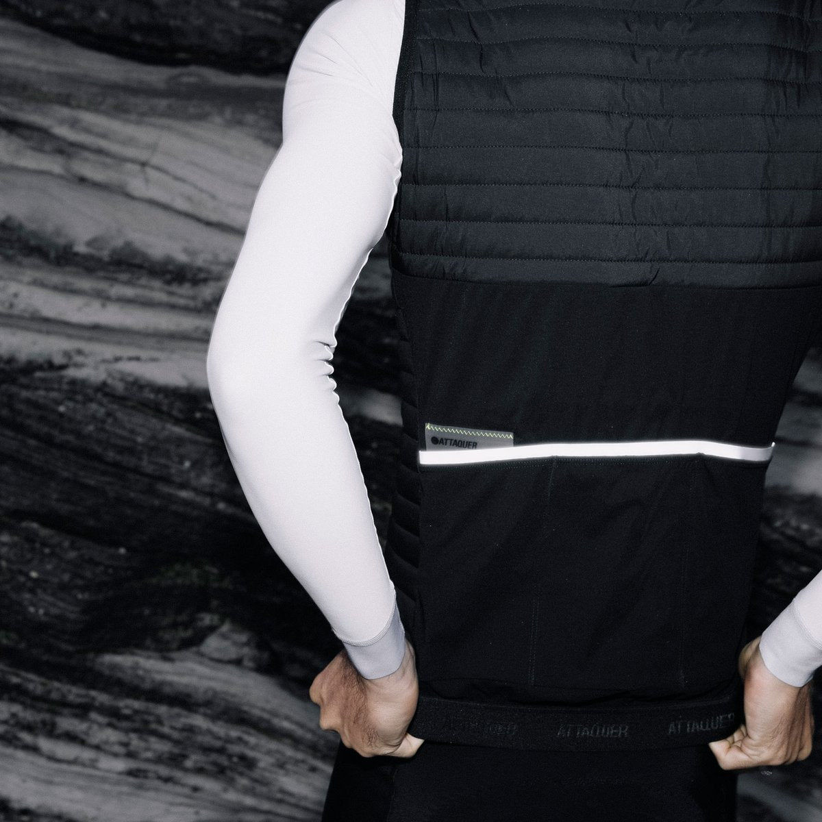 ATTAQUER All Day Quilted Gilet Black Negro