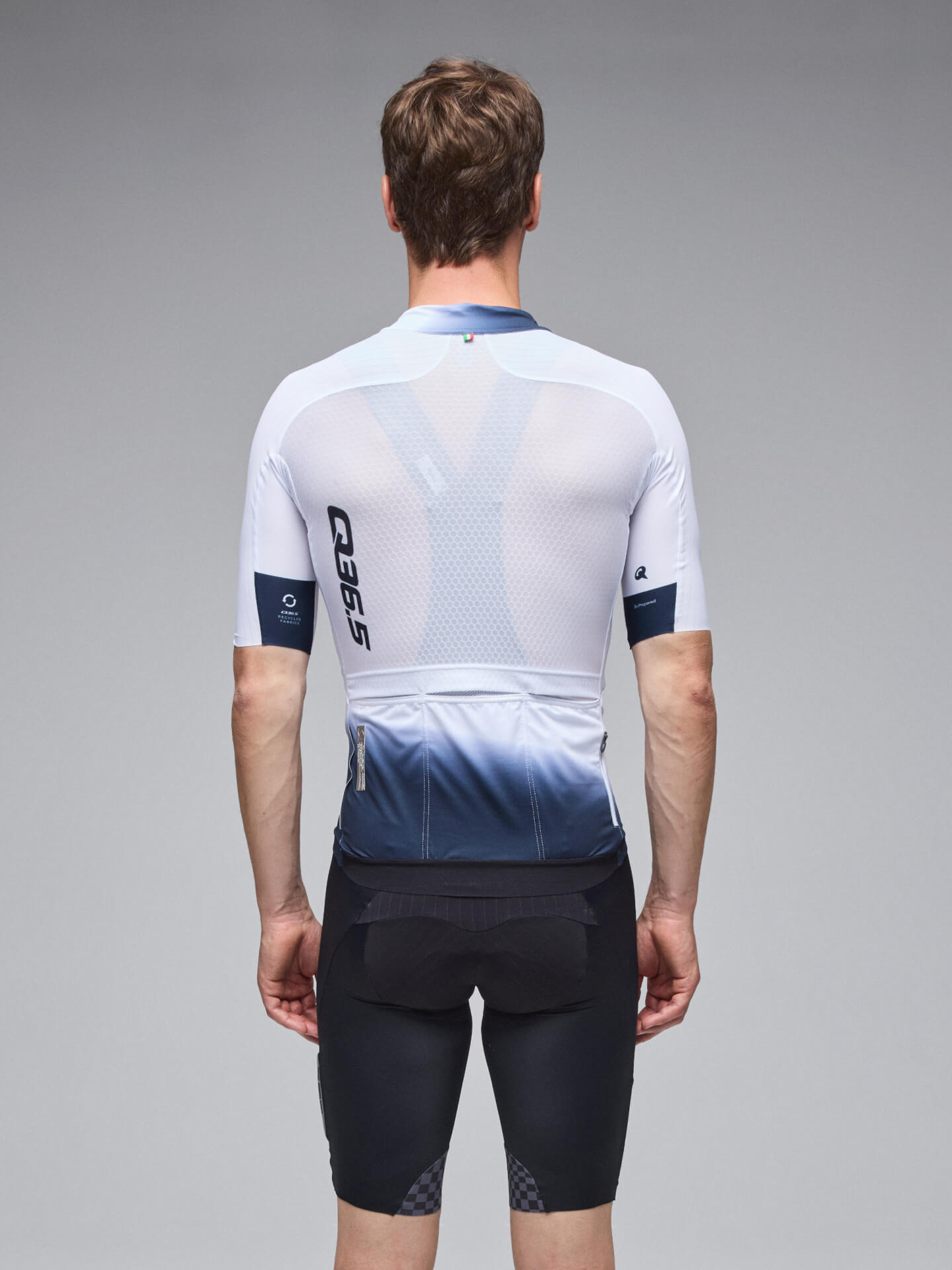 Q36.5 Gregarius Jersey Pro Collar Fade Signature